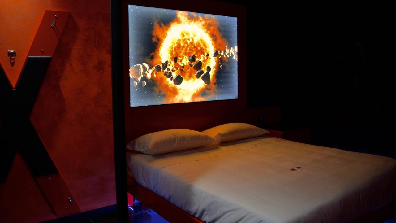 C Rooms - Love Motel Monza Cinisello Balsamo Extérieur photo